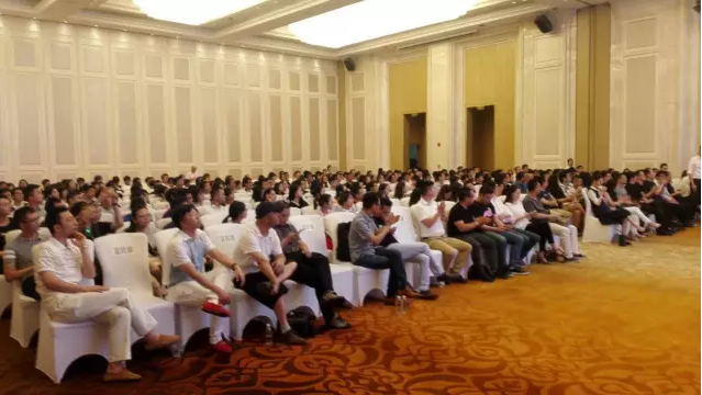 1481599128525418.png blob.png